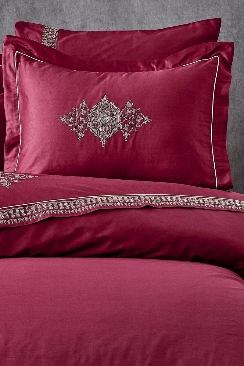 Tuğra Nevresim Takımı Bordo