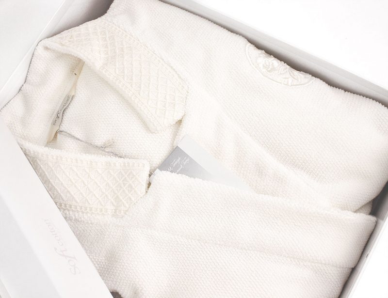 Халат махровый Eliza кремовый Soft cotton