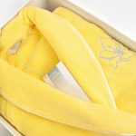Халат махровый Lilium желтый с вышивкой Soft