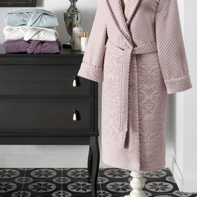 Lisa-Bathrobe-.jpg