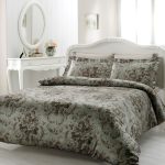 TIVOLYO-HOME-Royal-.jpg