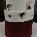 TIVOLYO-HOME-САЛФЕТКИ-VIOLET-3-ПР-БОРДОВЫЙ.png