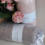 Tivolyo-Home-Простынь-махровая-на-резинке-с-наволочками-коричневый.jpg