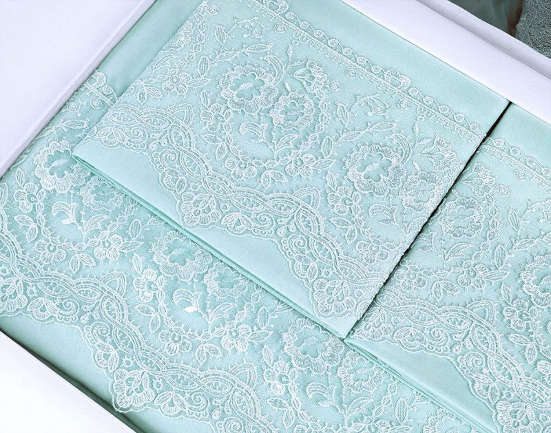 Комплект-белья-из-сатина-люкс-с-органзой-Elegant-бирюзовый-Tivolyo.jpg