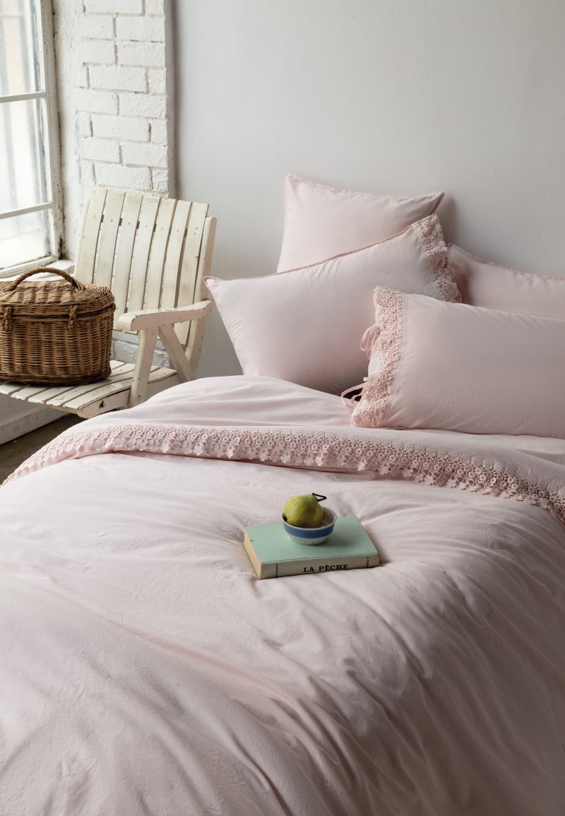 2 -DAISY PINK